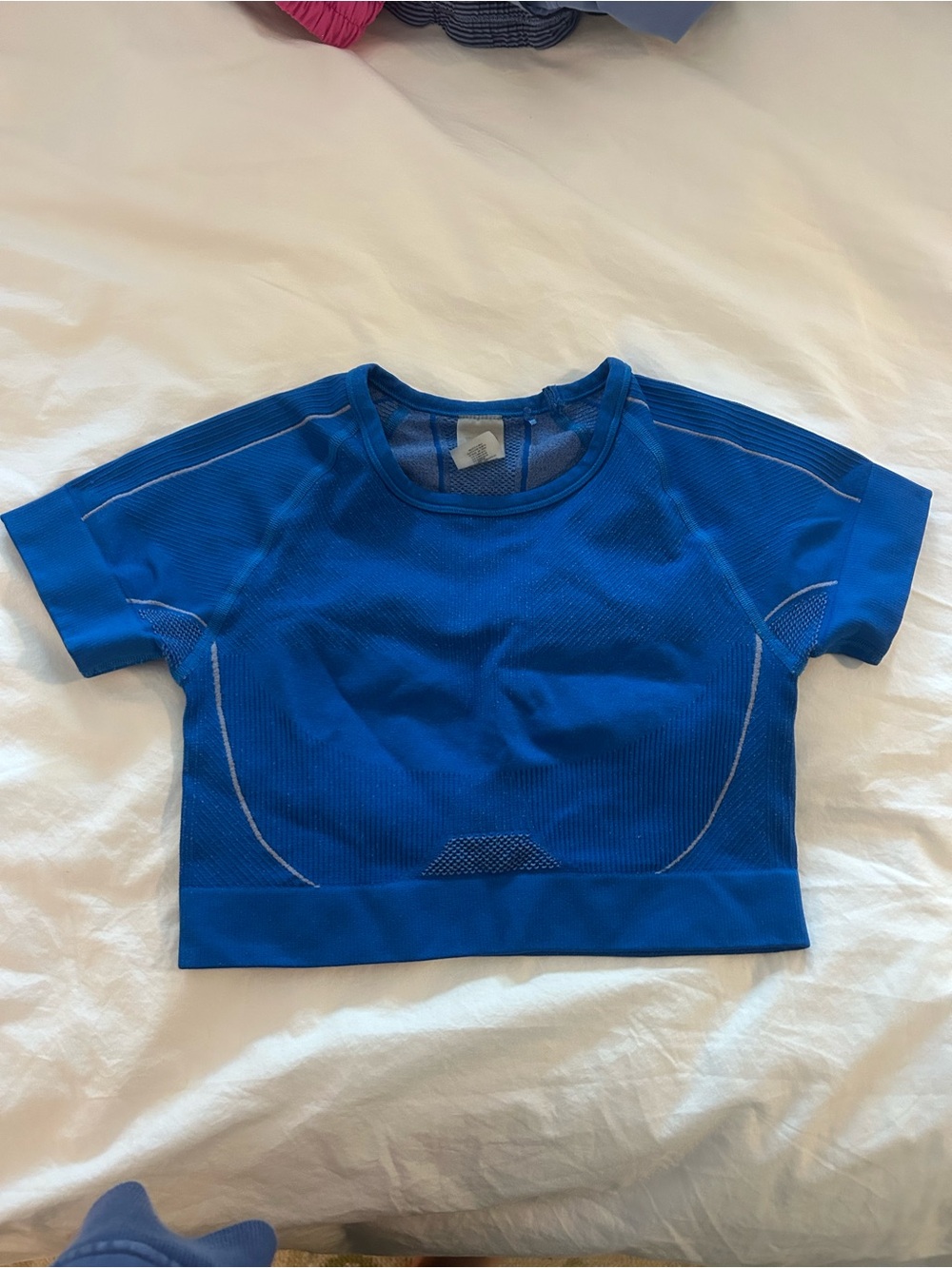Women’s Blue Performance Crop Top